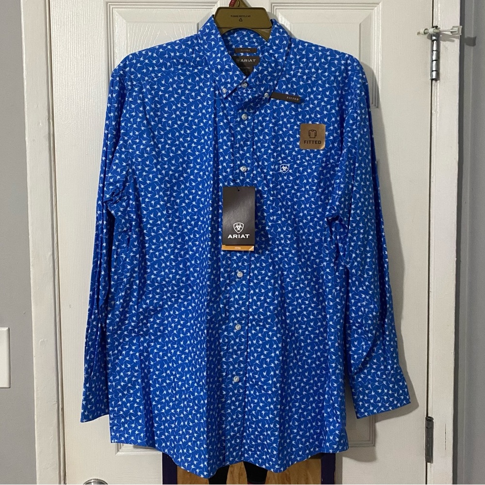 Ariat Mens blue shirt